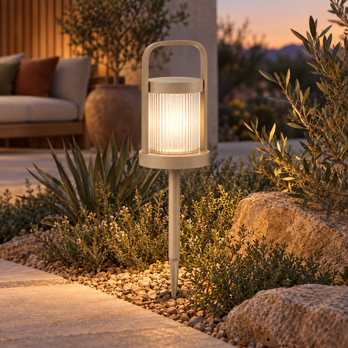 Sandbar Lantern Stake Light